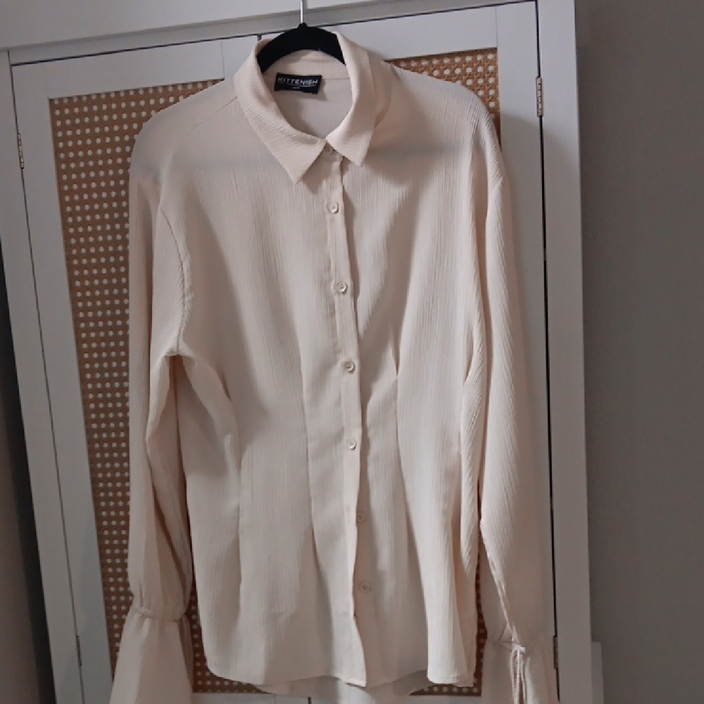 Zara Cream Casual Button Down Shirt Relaxed Fit